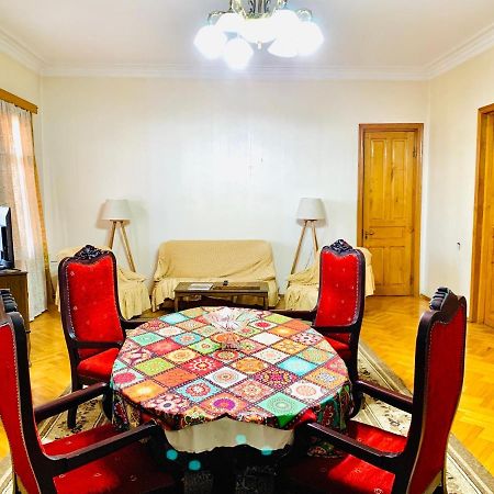 Guesthouse Zedafoni Zestafoni Ngoại thất bức ảnh