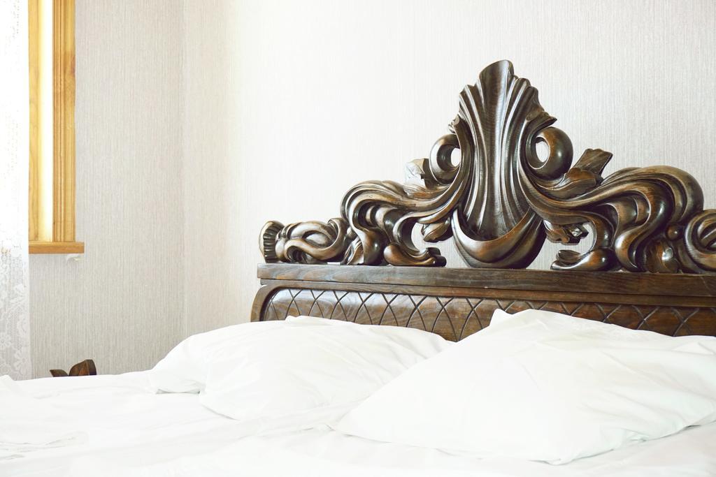 Guesthouse Zedafoni Zestafoni Ngoại thất bức ảnh