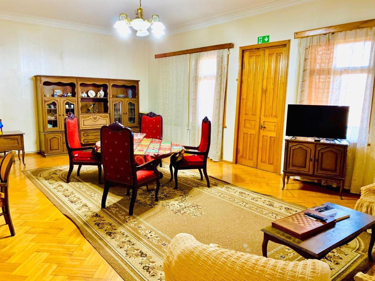 Guesthouse Zedafoni Zestafoni Ngoại thất bức ảnh